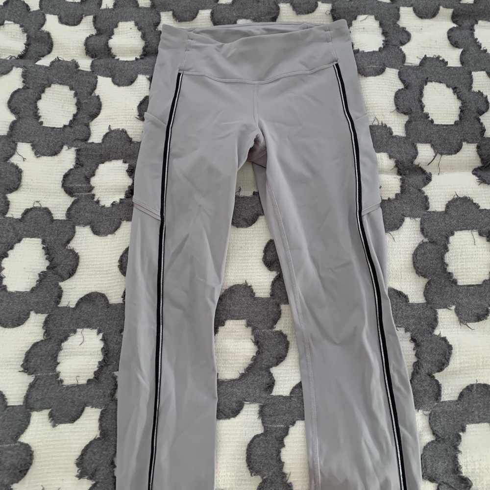 LULULEMON *limited edition* full-length leggings!